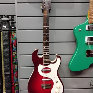 1960’s Silvertone 1457 Guitar w/ Amp in case – Redburst