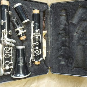 Bundy Resonite Clarinet / 577